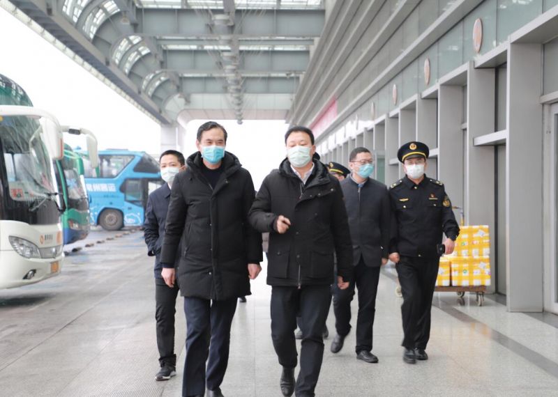 局領導至常州汽車站開展節(jié)前一線服務窗口走訪和安全、防疫督查