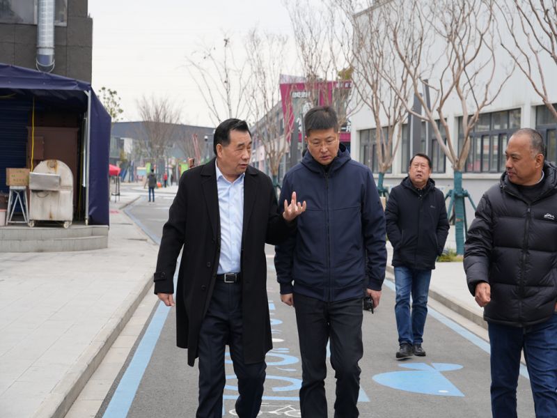 湖北公路客運集團股份有限公司一行領(lǐng)導至公司調(diào)研